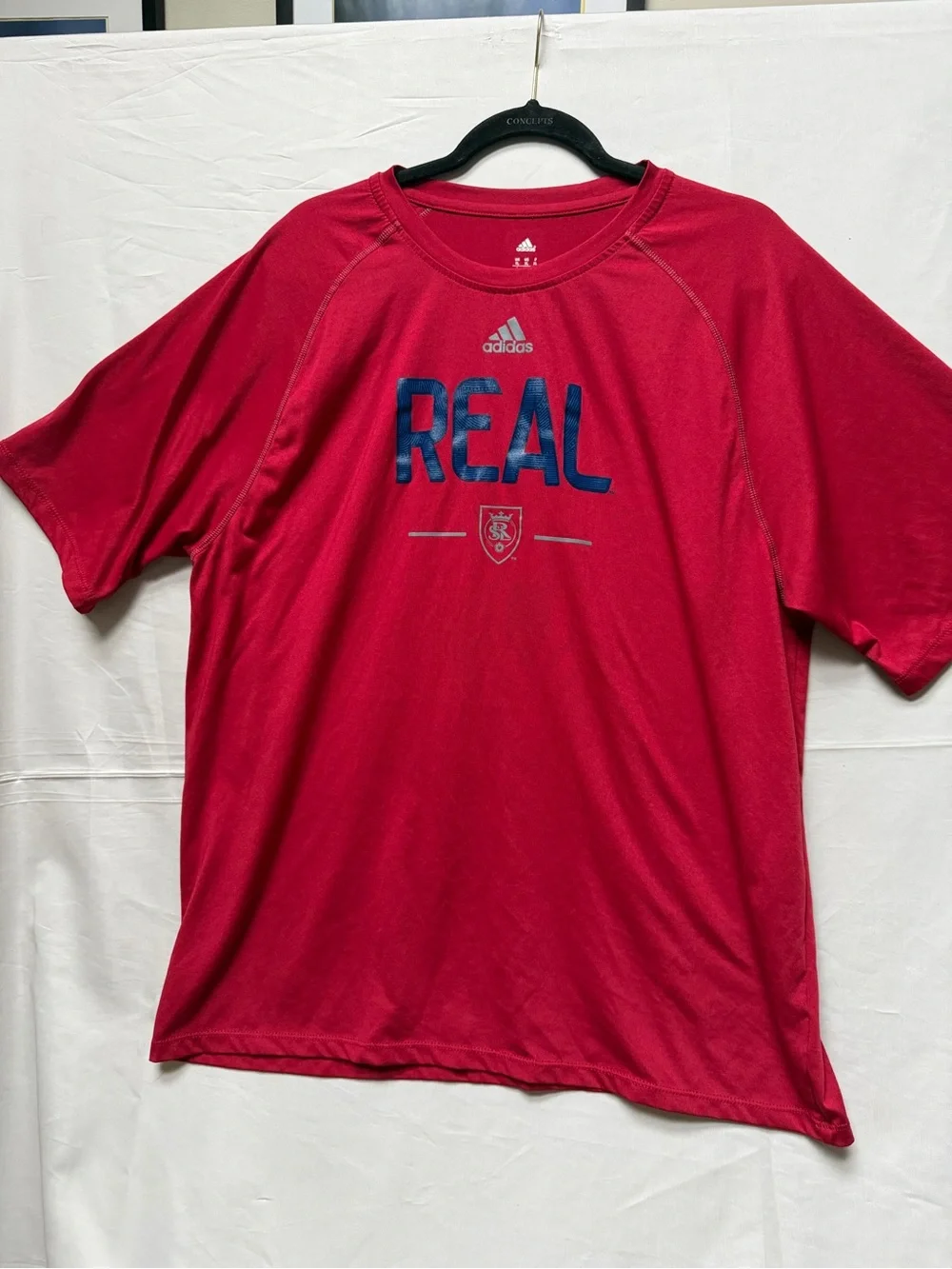 adidas Men’s Red Short-Sleeve 'REAL' Graphic Tee size XL